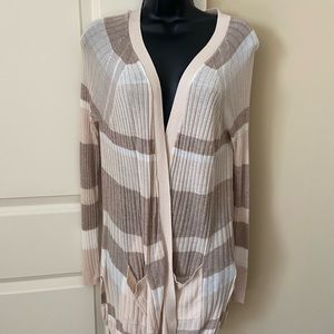 Open-front light-weight Cardigan